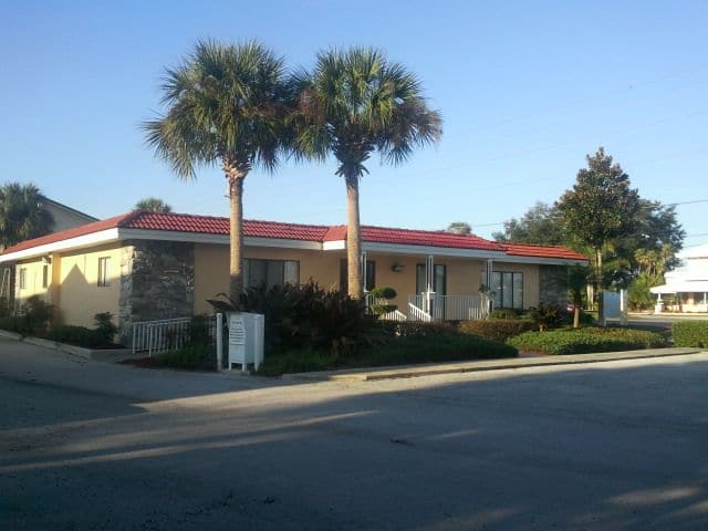700 Overlook Dr.